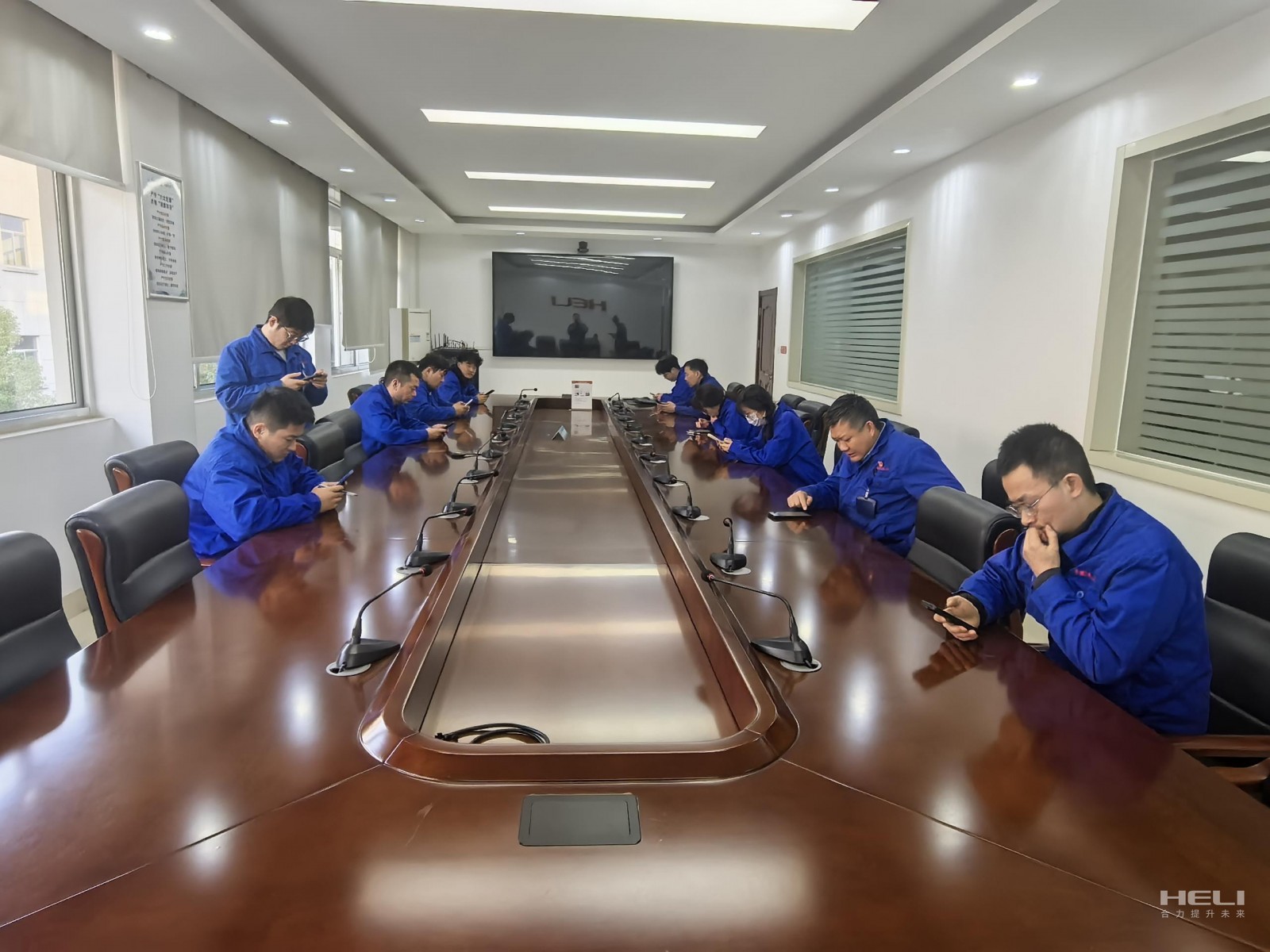 精益知識測試現場.jpg 精益知識測試現場.jpg